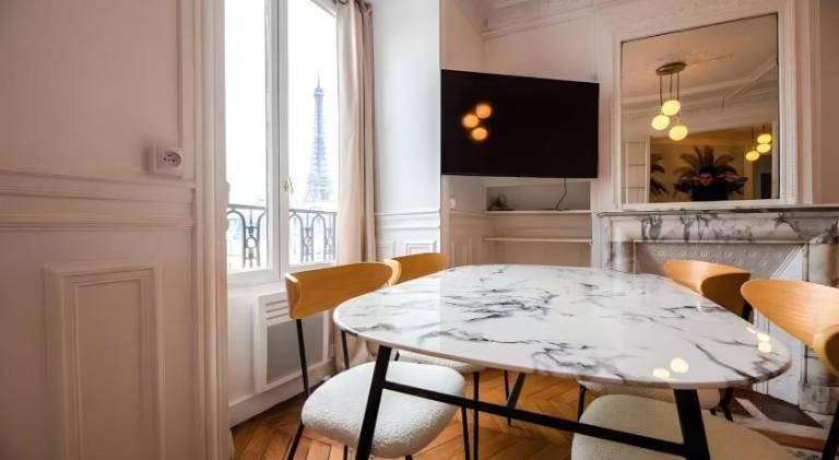 TBS 327 - Superb apartment with Eiffel Tower view — photo 5