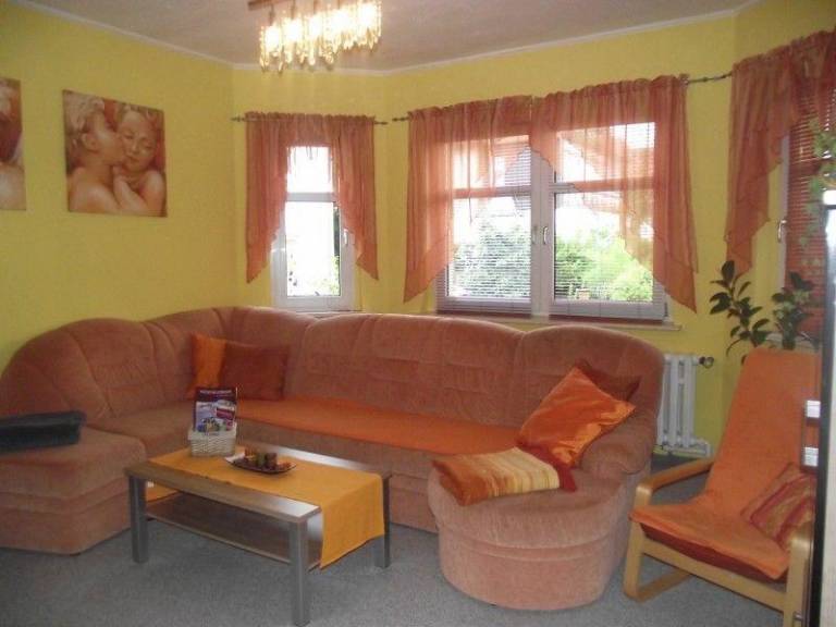 Rental apartment with barbeque, terrace & garden — photo 3