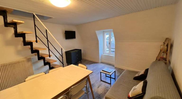 Holiday apartment with 2 rooms for 6 persons — photo 2