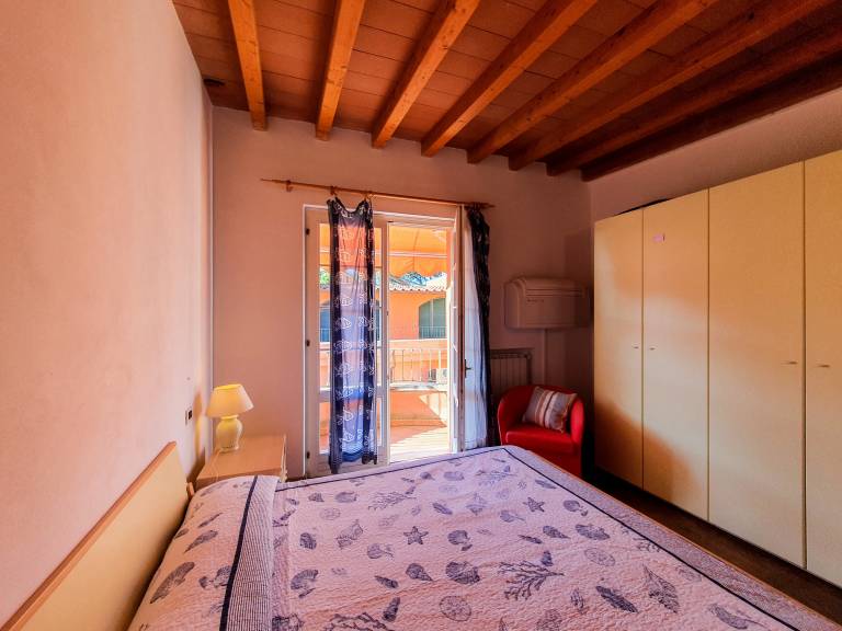 Fully equipped nice rental apartment with barbecue, patio & garden | Sea view | Beach nearby | Pets are welcome — photo 5