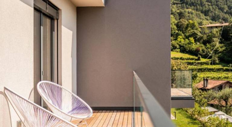 Lovely holiday apartment with pool, terrace & yard | Suitable for remote work | Pets allowed — photo 3