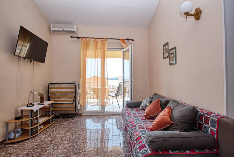 Two bedroom apartment with balcony and sea view Biograd na Moru, Biograd (A-18665-c) — photo 3