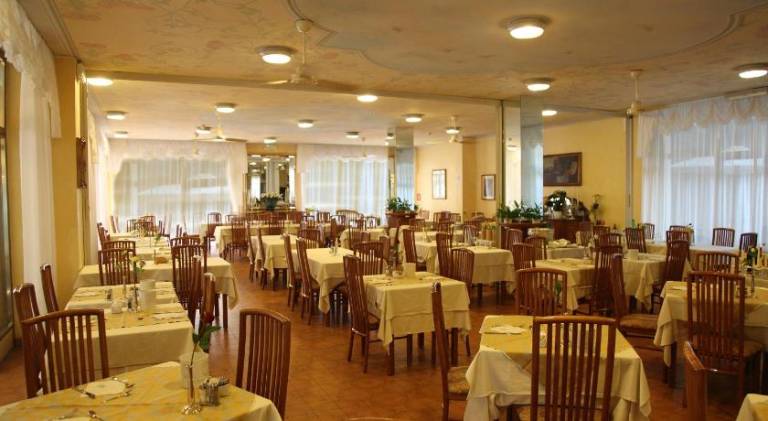 Hotel Diana — photo 4