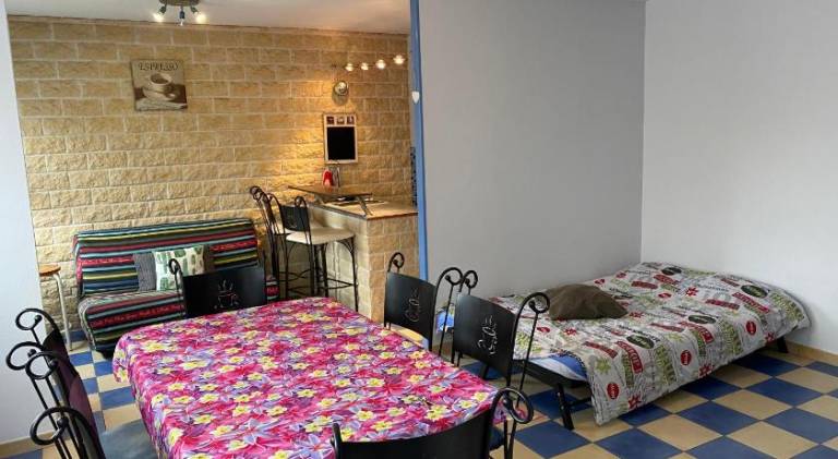 Apartment with 1 room for 5 persons — photo 2