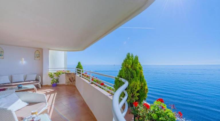 Rental apartment with pool in Marbella