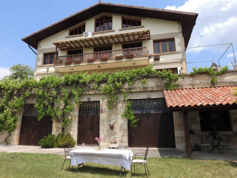 Casa Pobes
