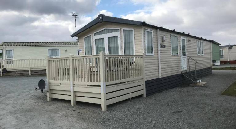 Holiday apartment with pool in Morecambe