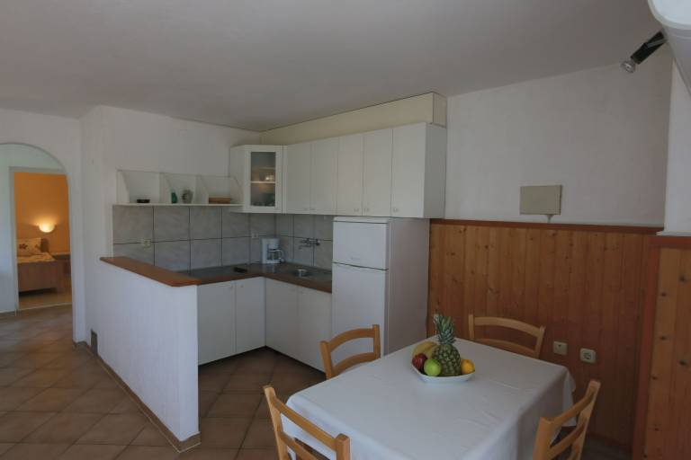 Charming rental apartment with terrace & BBQ | Garden view | Pets allowed — photo 3