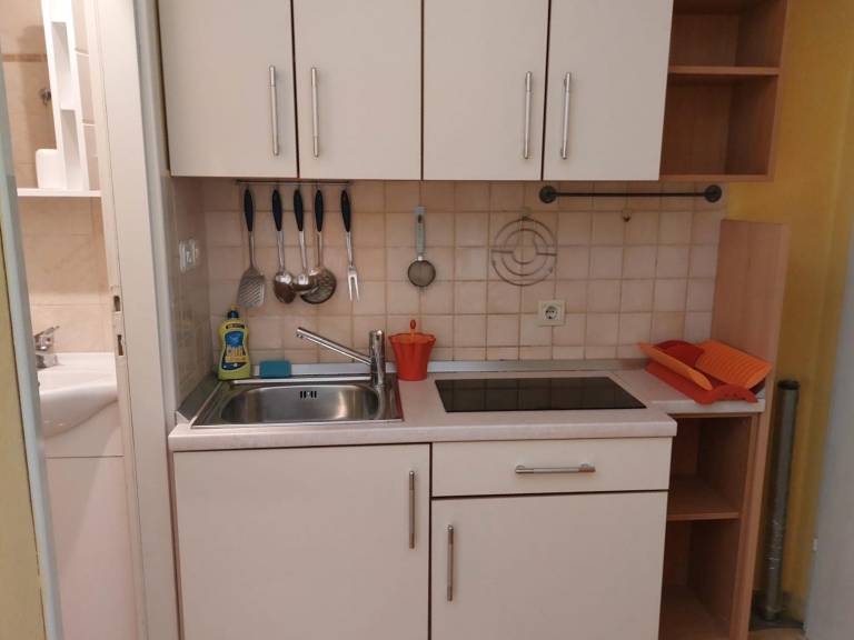 Studio flat with balcony and sea view Makarska (AS-25161-b) — photo 2