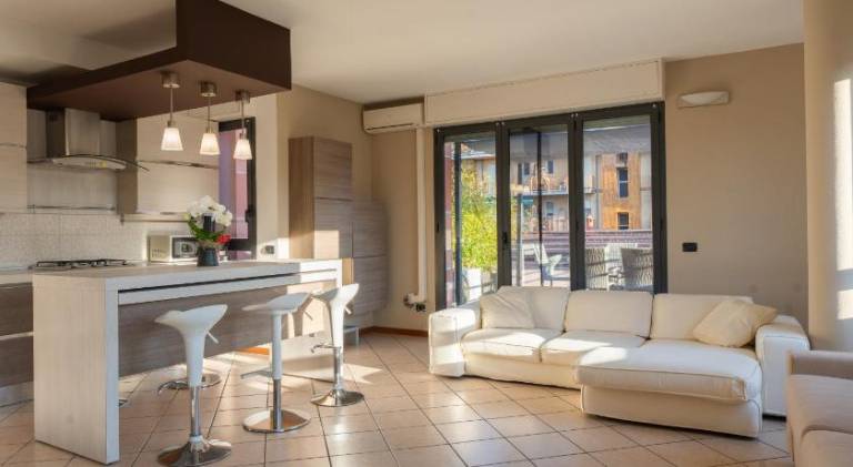Apartment with 1 room for 5 persons in Brunate