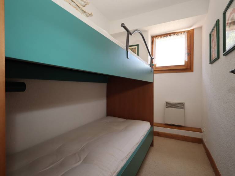 Rental apartment with 2 rooms for 4 persons — photo 5