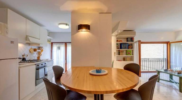 Holiday apartment with 2 rooms for 6 persons — photo 3