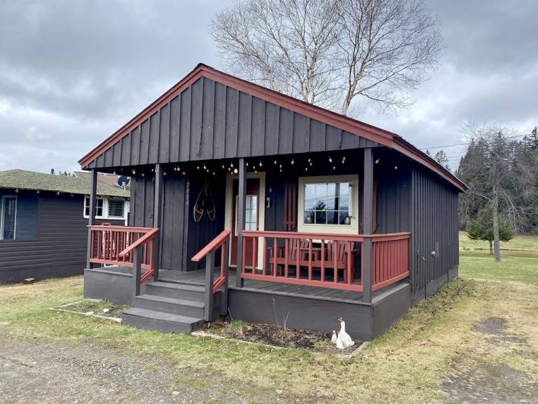 Cabin  Colebrook