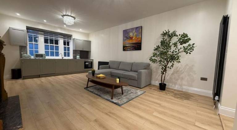 Holiday apartment with jacuzzi — photo 3