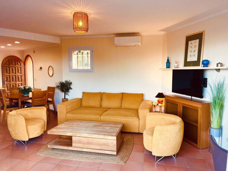 Gite with garden & terrace — photo 4