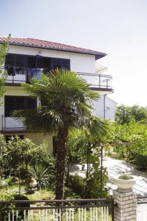 Wonderful rental apartment with patio | Pets allowed in Crikvenica