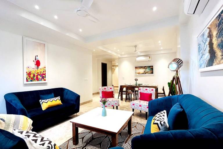 Apartment  Sainik Farm