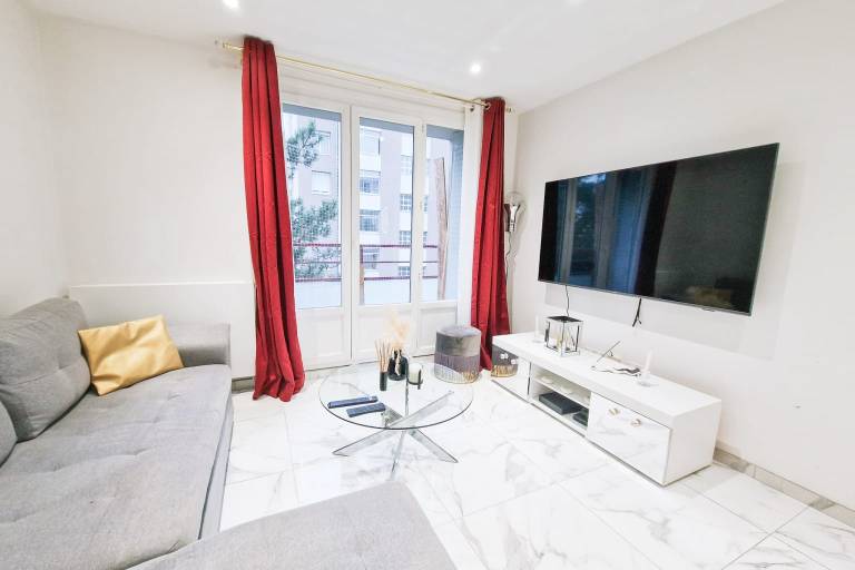 Apartment with 2 rooms for 6 persons — photo 3