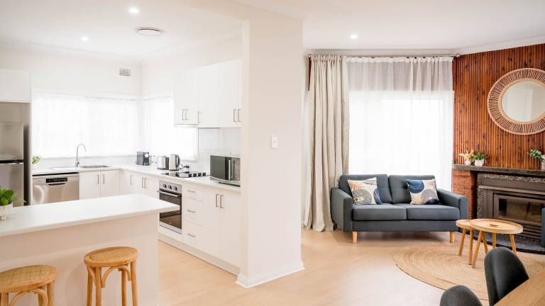 House South Tamworth