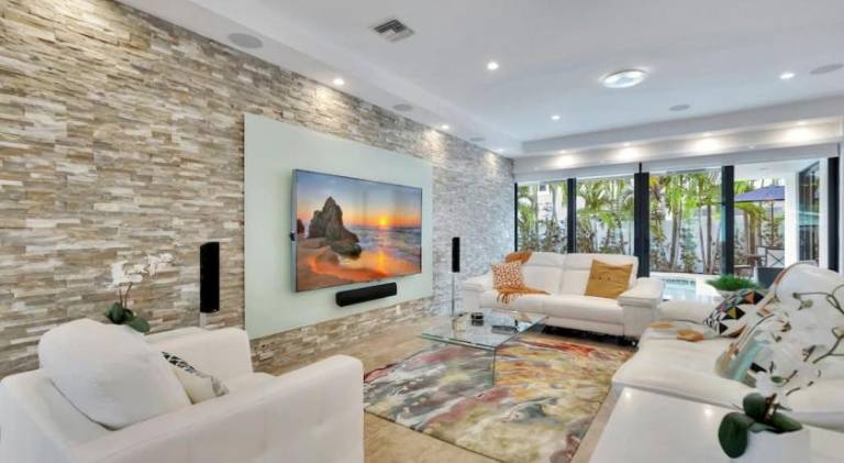 Big house with pool | Perfect for remote work | Pet-friendly — photo 3