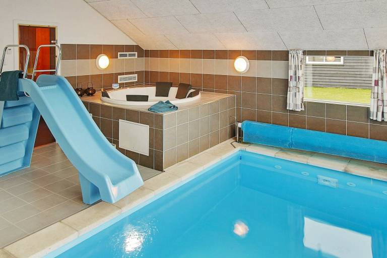 House with sauna, pool & terrace — photo 5