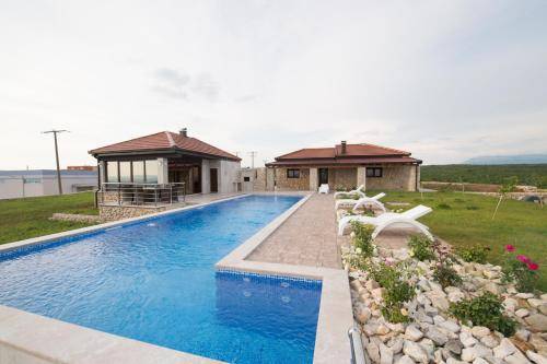 Vila Gradnići