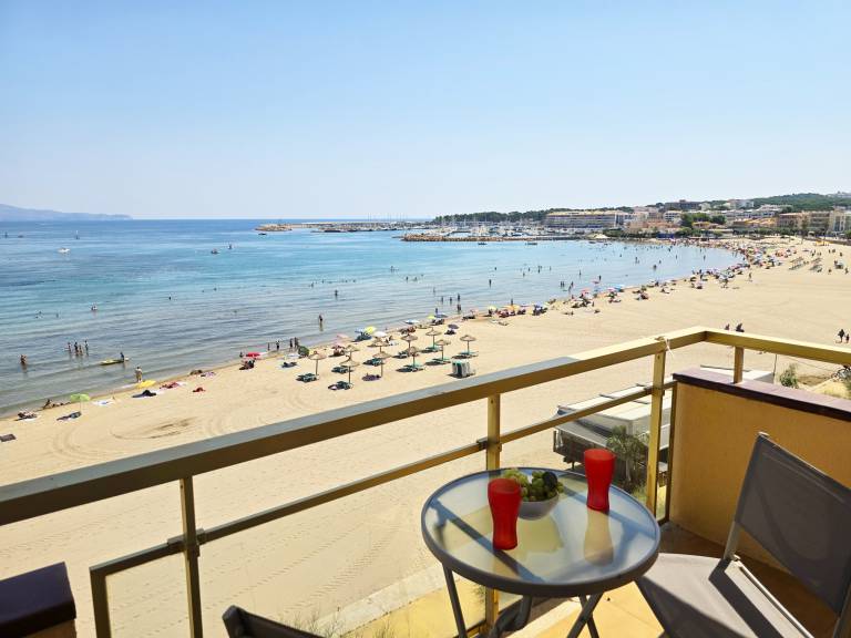 Beautiful holiday apartment | Close to the beach | Pets are welcome in Roses