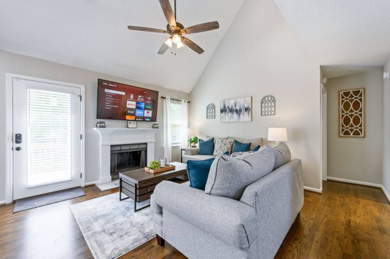 House  Cartersville