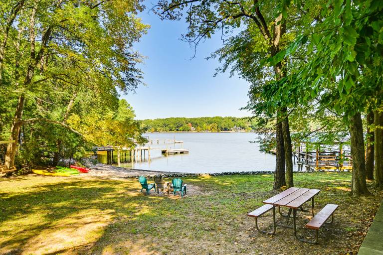 Private Dock & Beach! Lake Norman Cottage Hideaway — photo 4