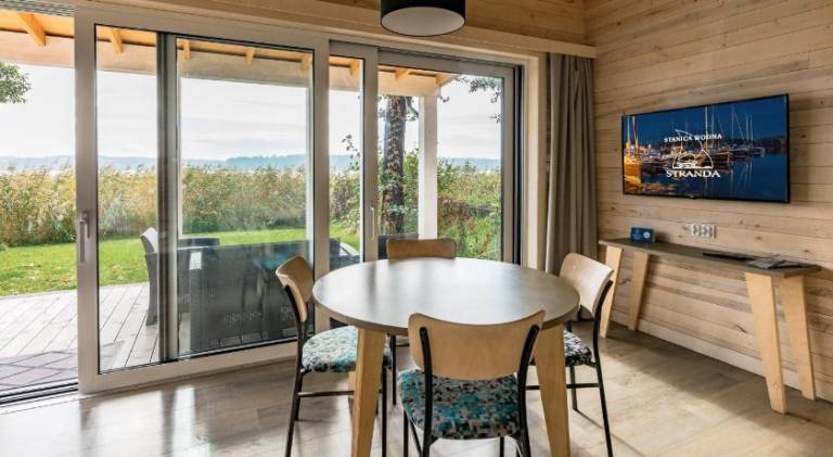 Rental apartment with yard, sauna & patio | Perfect for remote work | Pets allowed — photo 3