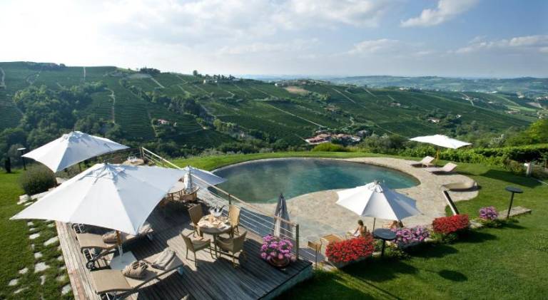Albergo Castiglione Langhe in Neive