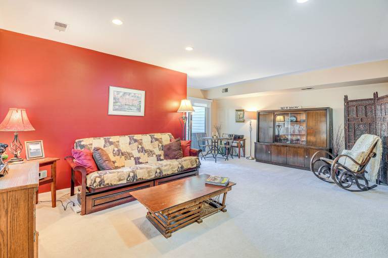 Condo Alexandria