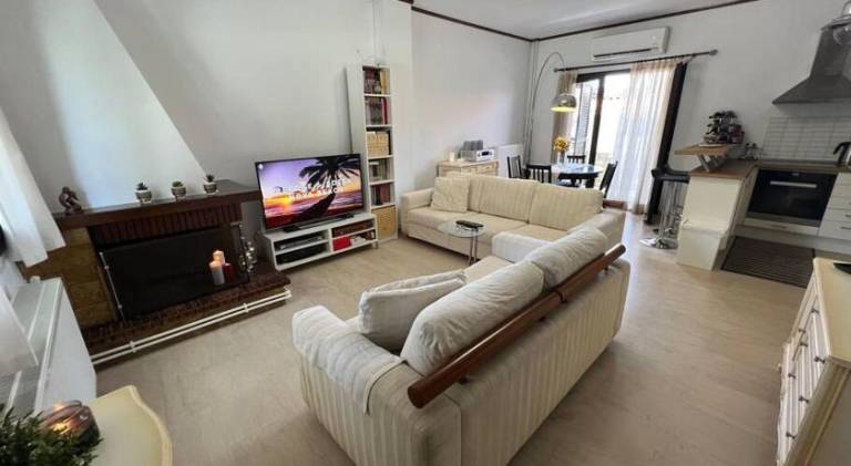 Vacation home with barbeque, patio & yard | Close to the beach | Suitable for remote work | Pets allowed — photo 2