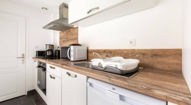 Apartment with 1 room for 4 persons — photo 4