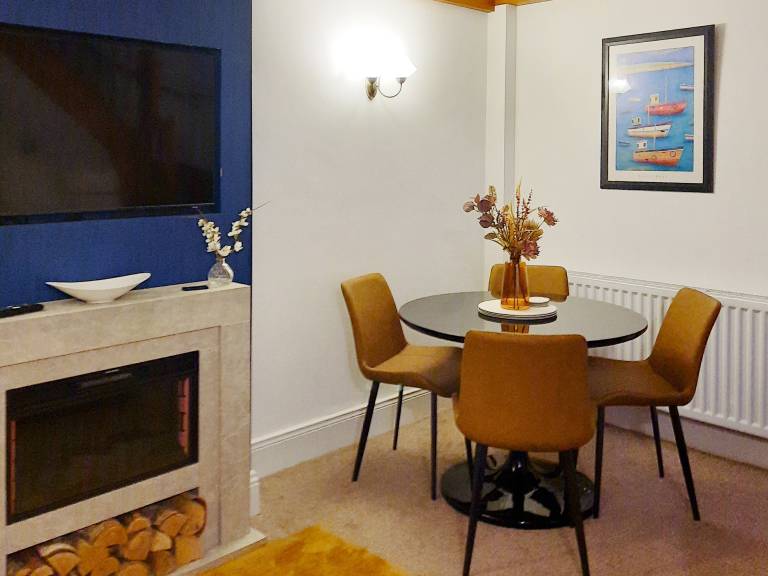 Family-oriented cottage with yard | Dogs allowed — photo 3