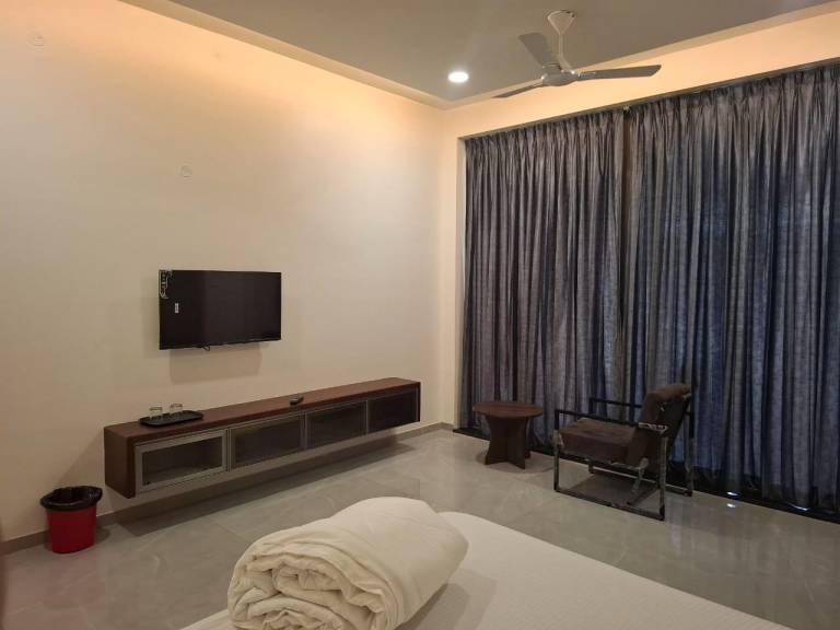 Resort ECR Beach