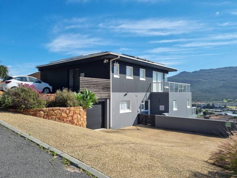 Fabelhaftes Anwesen im Herzen von Fish Hoek