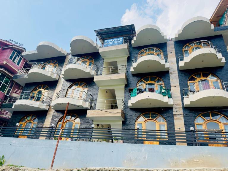 Priyam home stay in Manali