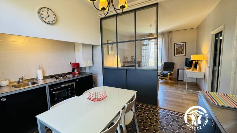 Gite with patio & yard — photo 4