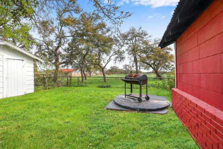 Lighthouse Hill Ranch - Red House — photo 3