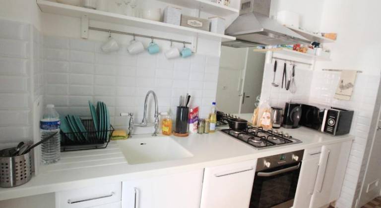 Fully equipped rental apartment with yard | Next to Promenade des Anglais | Close to the beach | Dogs allowed — photo 3
