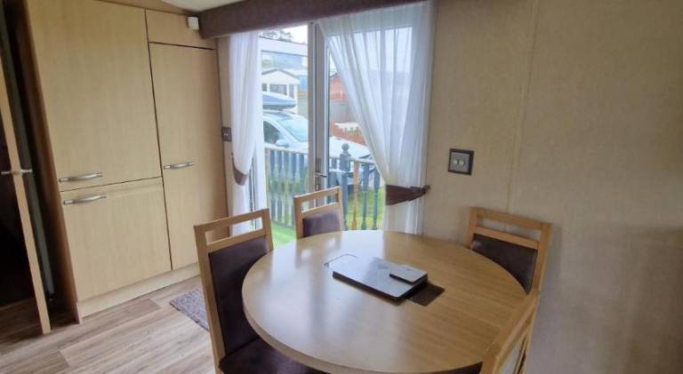 The Beach Hideaway Pet Friendly 2 Bedroom Static Caravan Clarach Bay — photo 3