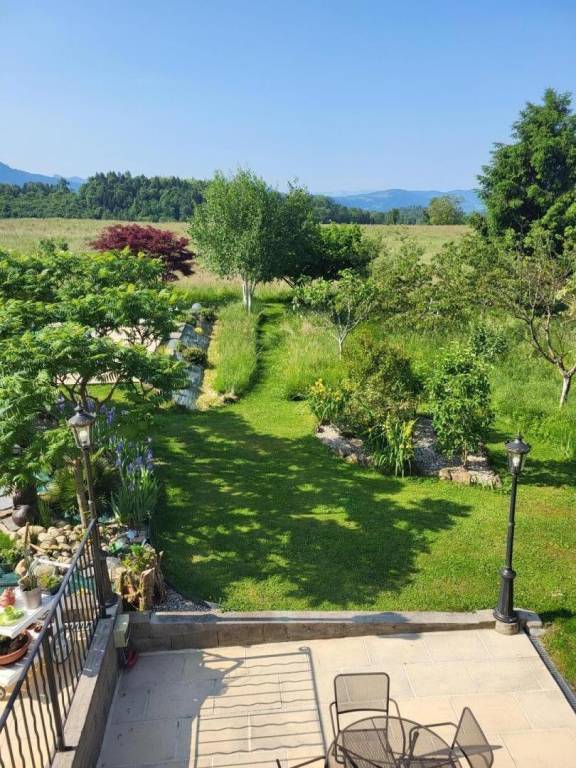 Gite with garden & patio — photo 3