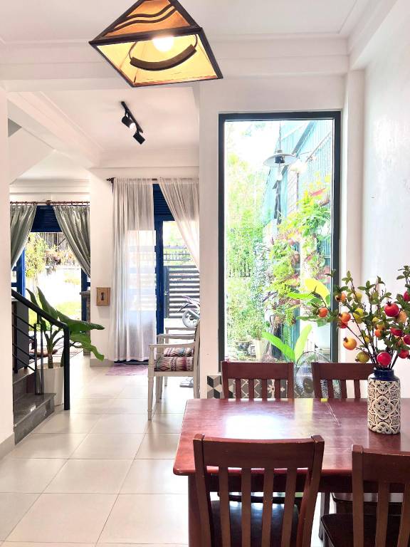 Vacation home with patio & garden | Perfect for remote work — photo 2