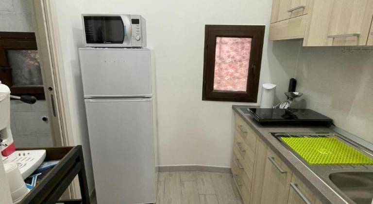 Apartment | Next to Naples Cathedral | Pets are welcome — photo 3