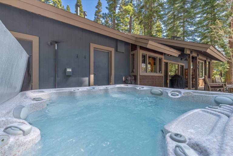 House  Tahoma
