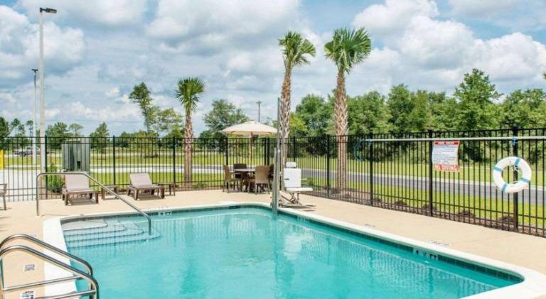 Sleep Inn & Suites Defuniak Springs - Crestview — photo 3