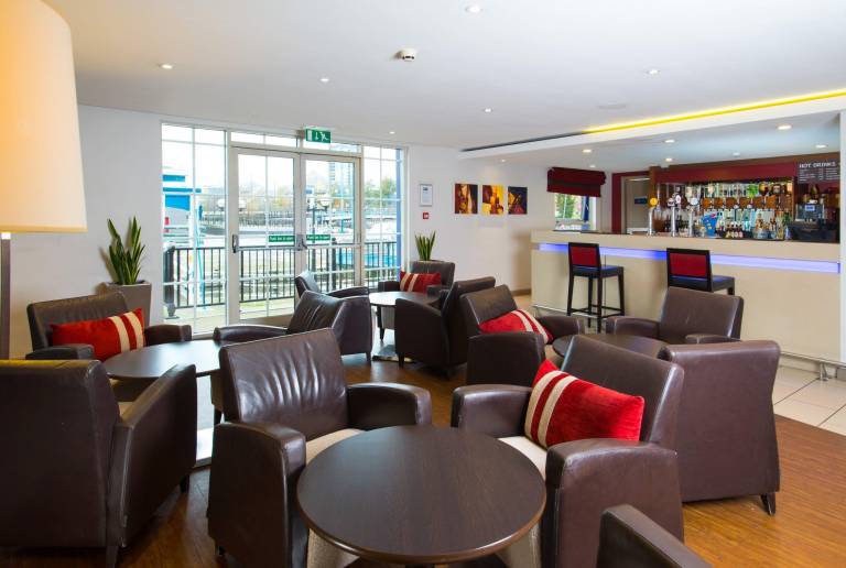 Holiday Inn Express Manchester - Salford Quays By IHG — photo 3
