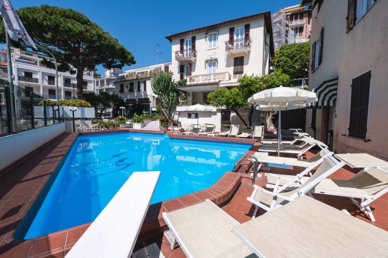 Coccodrillo Hotel & Residence in Varazze