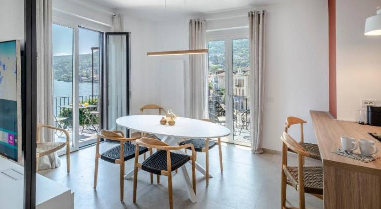 Apartment with pool in Baveno